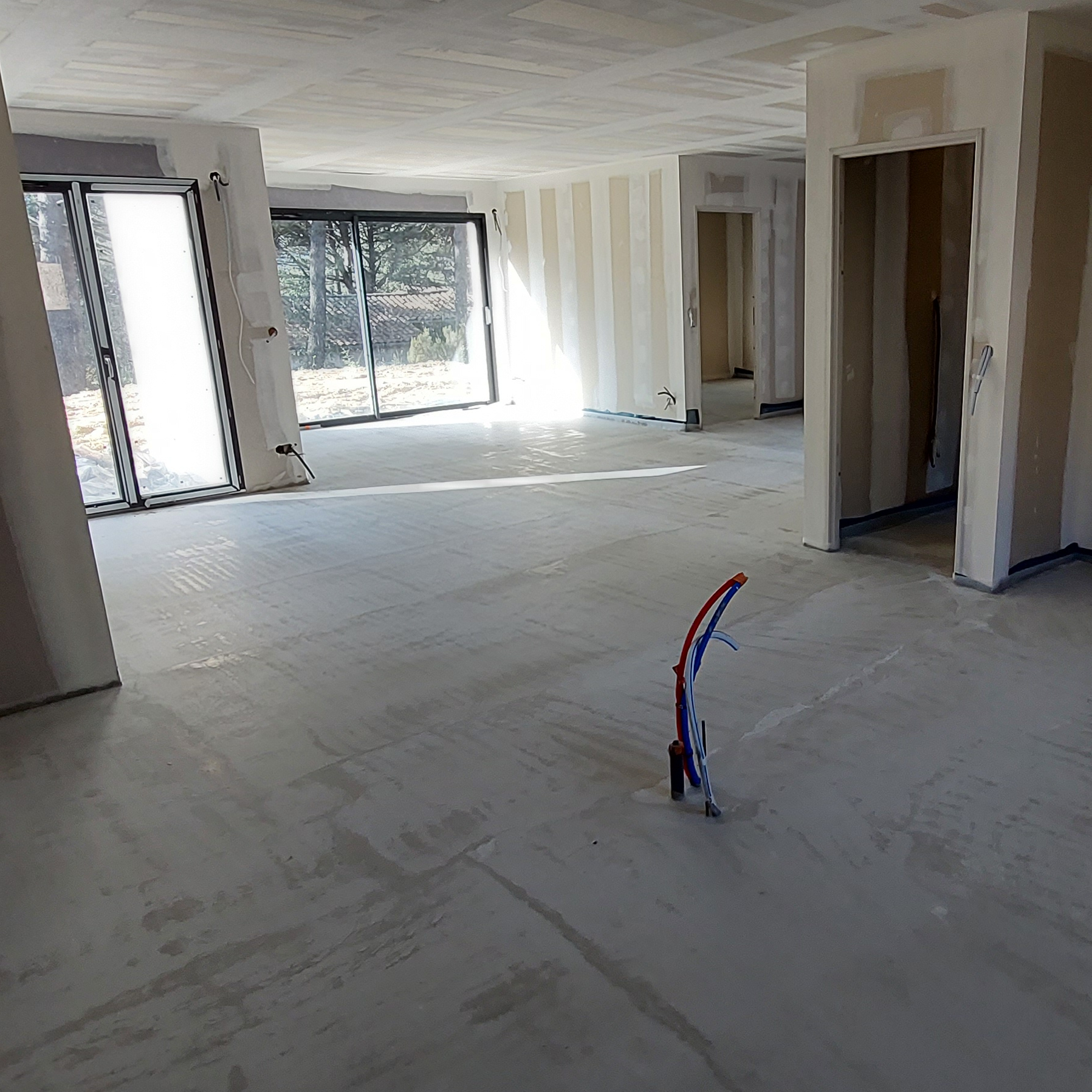 Intervention terminée - Chape Fluide sèche