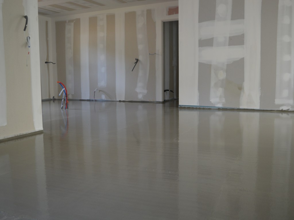 Intervention terminée, séchage de la Chape Fluide